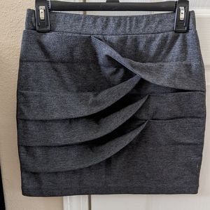 Basic House gray pencil skirt